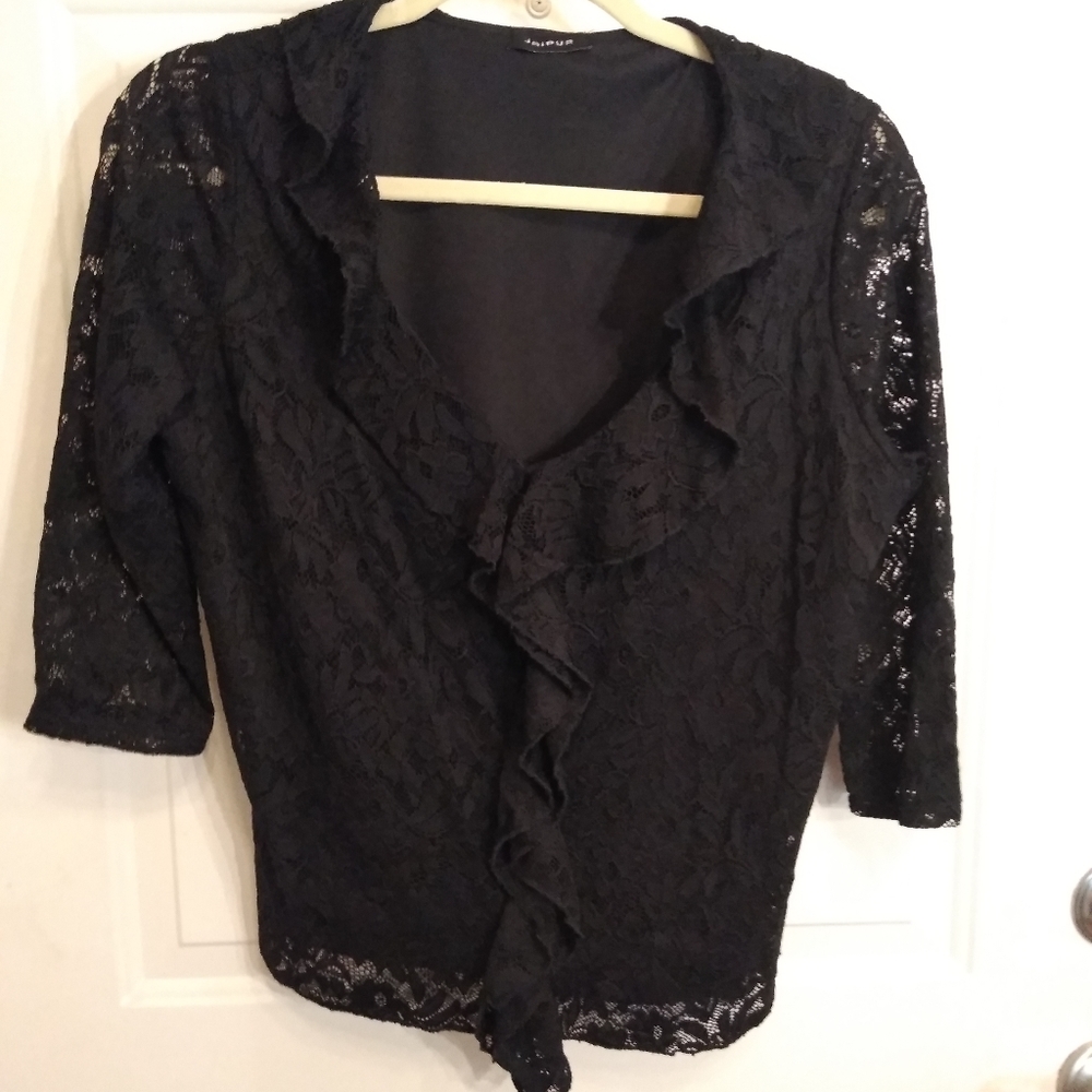 SOFT STRETCH LACE TOP